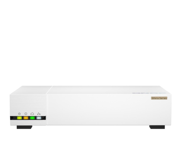 QNAP QHora-322 VPN (6x2,5GbE, 3x10GbE) - 1090313 - zdjęcie